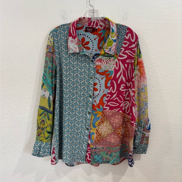 Avanti Tops - Avani del amour Colorful Print Button Up Shirt